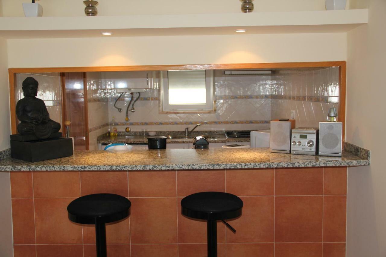 Apartamento Rua Coronel Cardeira Da Silva Lagos